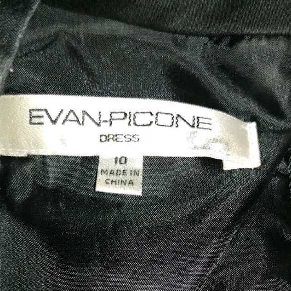 Evan- Picone halter style dress - Picture 3 of 8